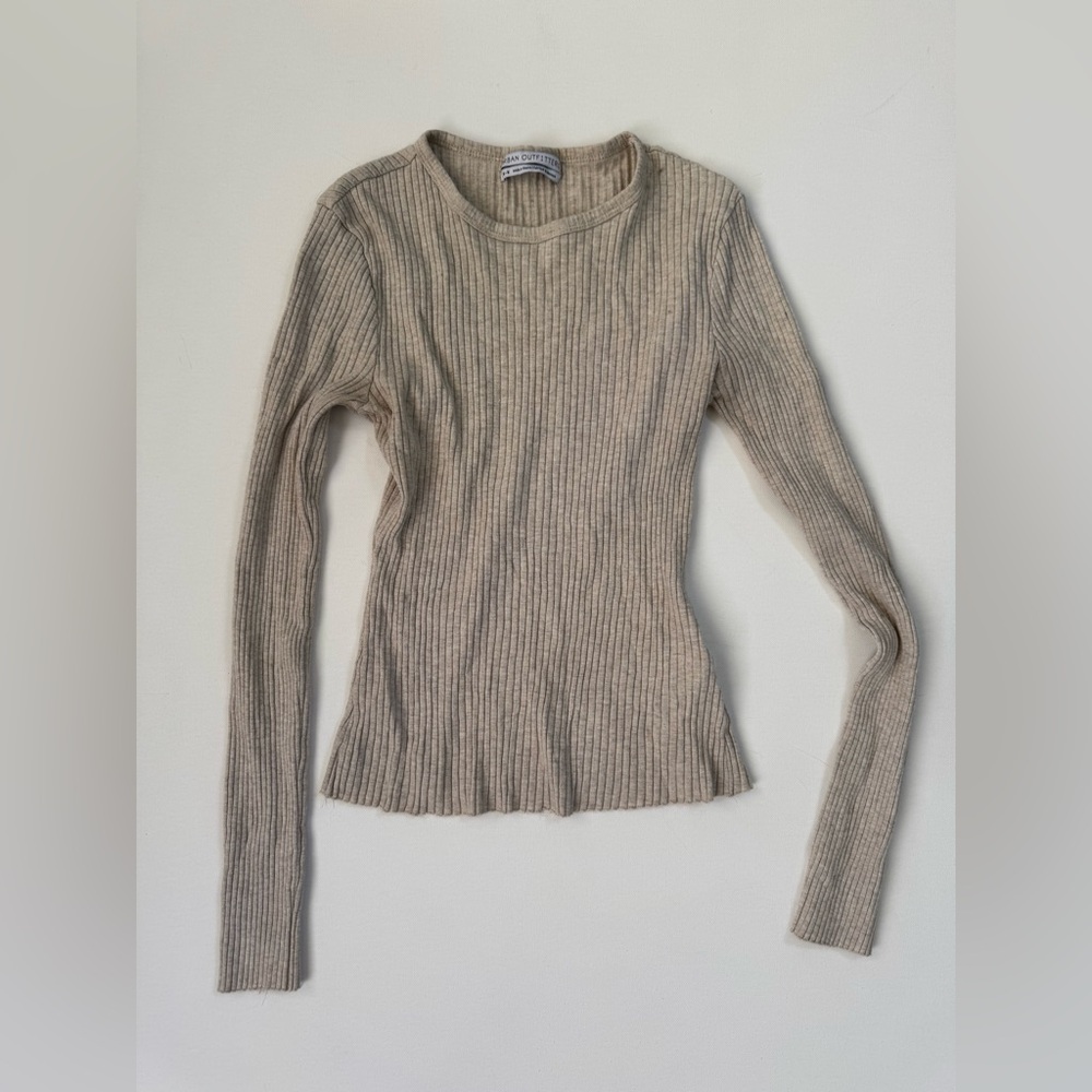 ✨Urban Outfitters Ribbed Beige Long Sleeve Top✨